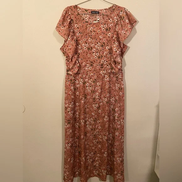 Bloom chic pink floral butterfly sleeve dress with waist tie size 14/16